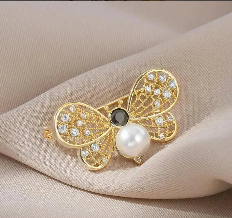 Clearance Price Insect Butterfly Birds Brooches for Women Men Rhinestone Crystal Lapel Pin Clearance Sale