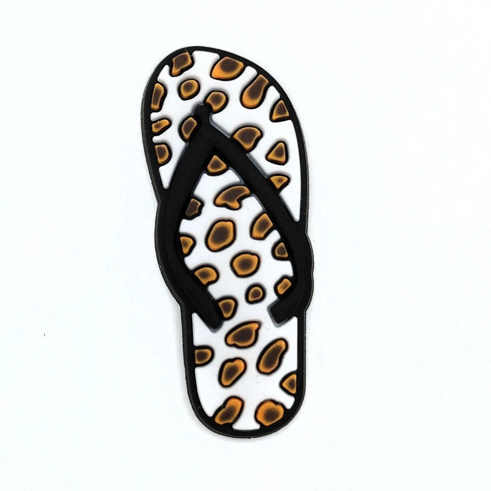 New Arrivals Cute Leopard Print Shoe Charms for Crocs Accessories Sandals Shoe Decorations Pins Grils Women Favor Gift
